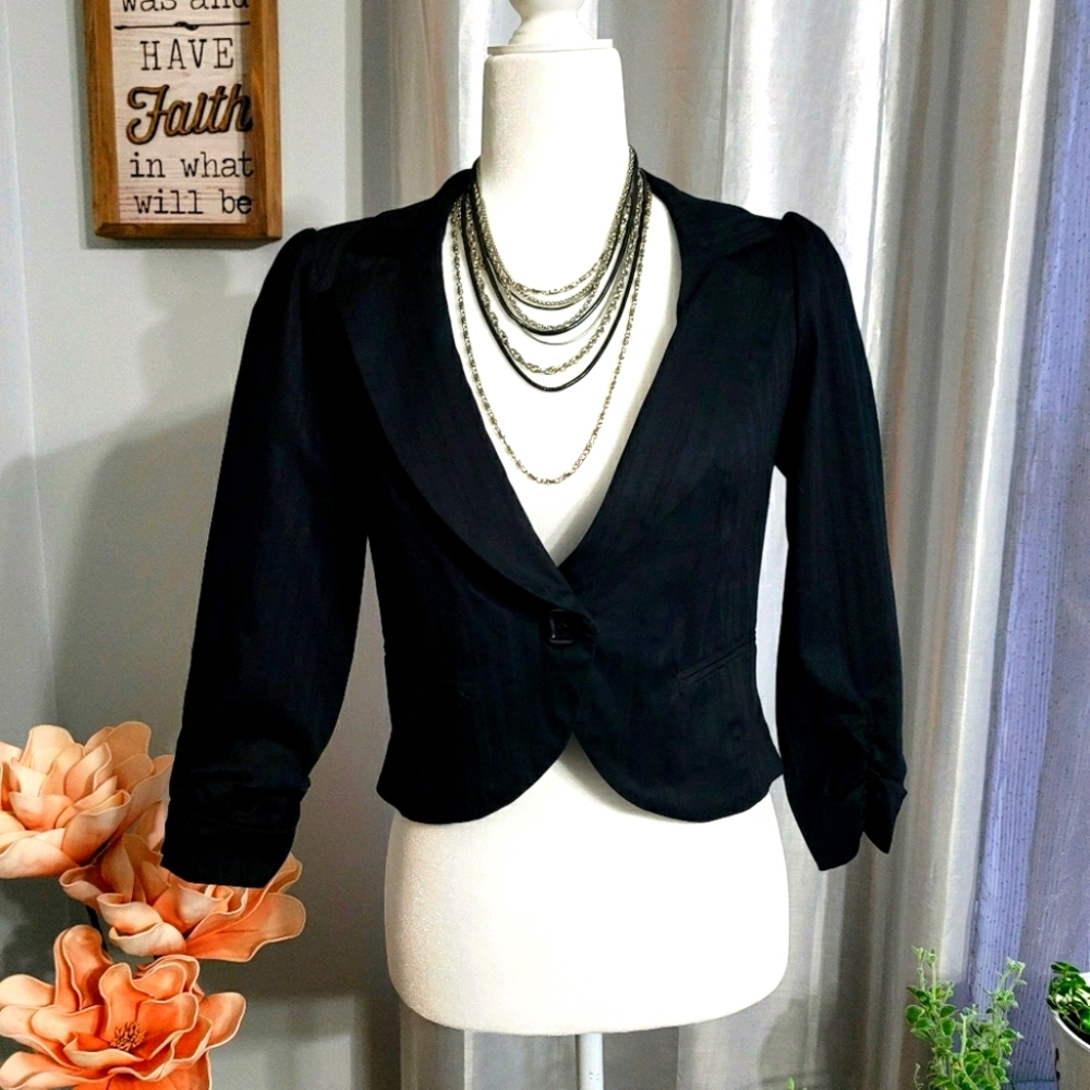 🎉Host Pick🎉4/$20 Cropped Blazer